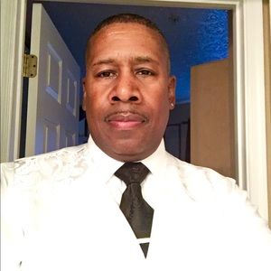 Meet your Posher, Jeffery